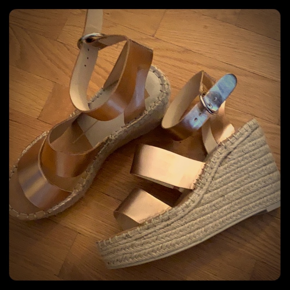 Beautiful Dolce Vita Rose Gold Wedges